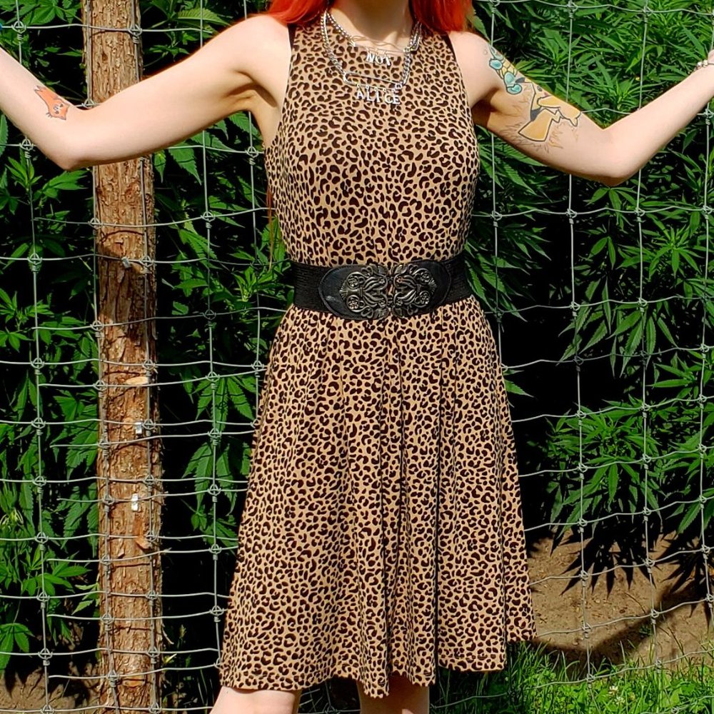 Stretchy Leopard Print Dress!